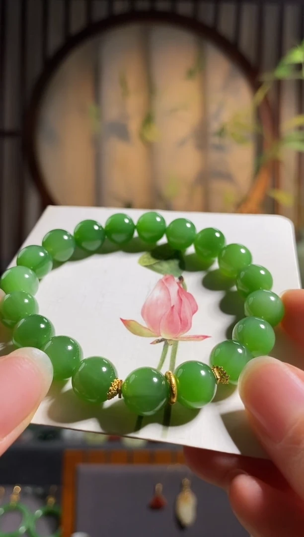 未镶嵌手链和田玉，碧玉粉阳绿——手串