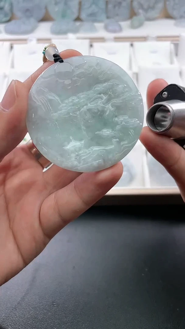 翡翠未镶嵌颈饰2025/6/11/365