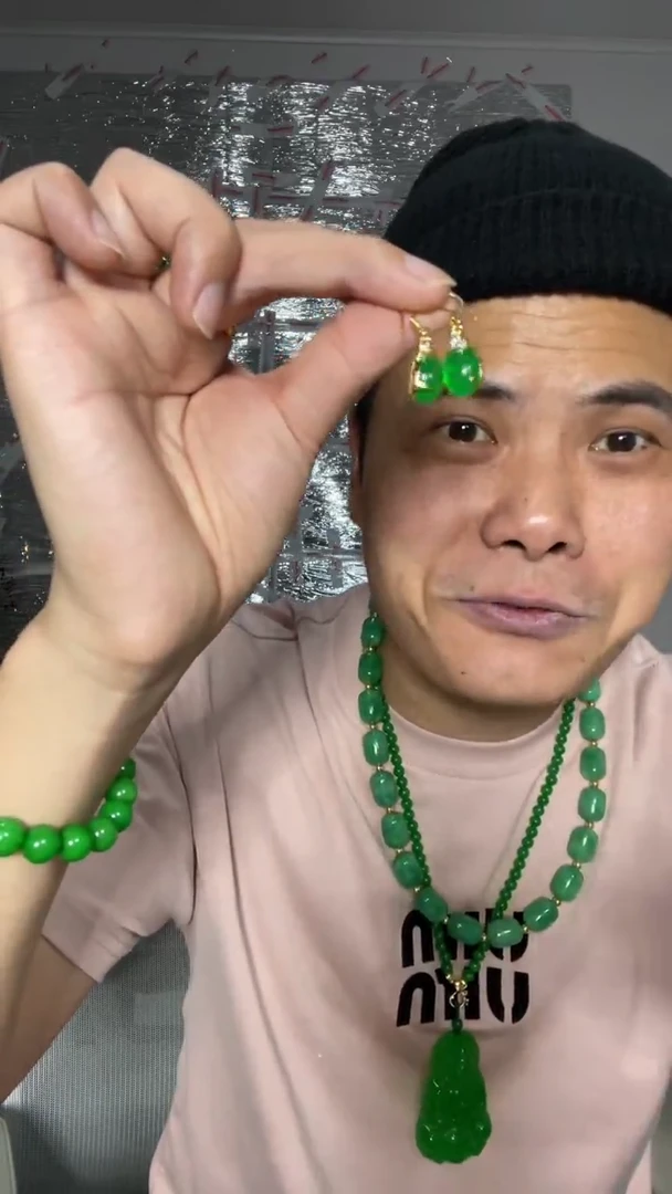 翡翠未镶嵌耳坠【小伍珠宝】高端阳绿鸽子蛋耳钩