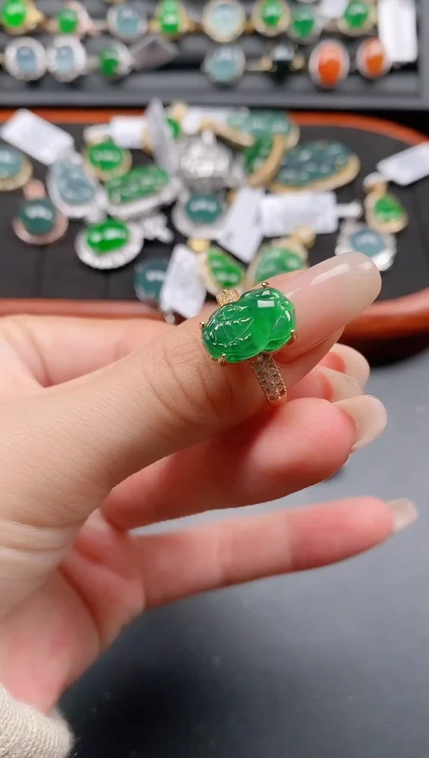 银S925镶嵌戒指翡翠1111