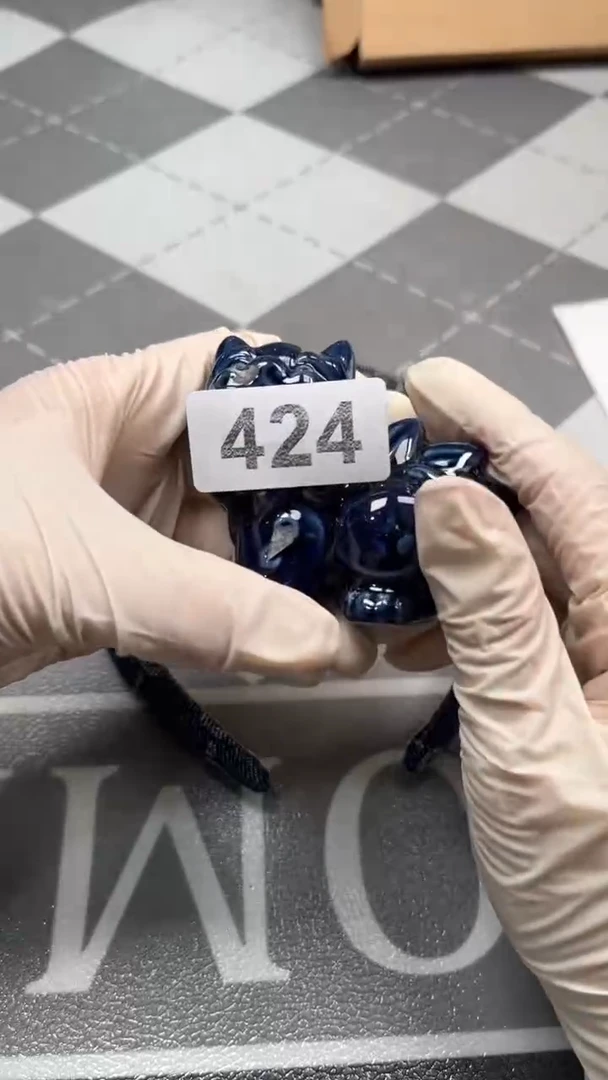 瓷片陶瓷如图所示周边