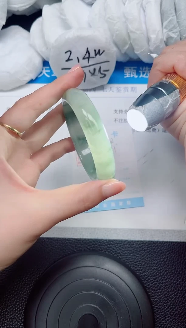 石英质玉手镯未镶嵌402-59.1