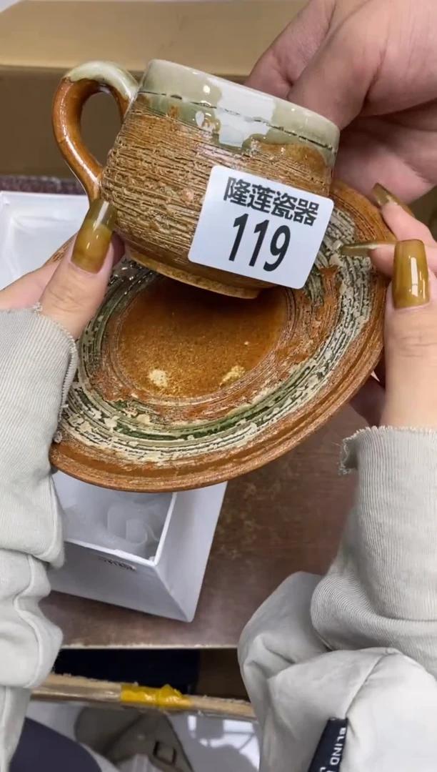 瓷片w***言隆莲瓷器欢迎大家