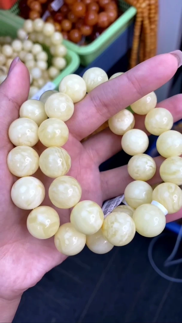 裸石琥珀未镶嵌11/15多样性发其一181