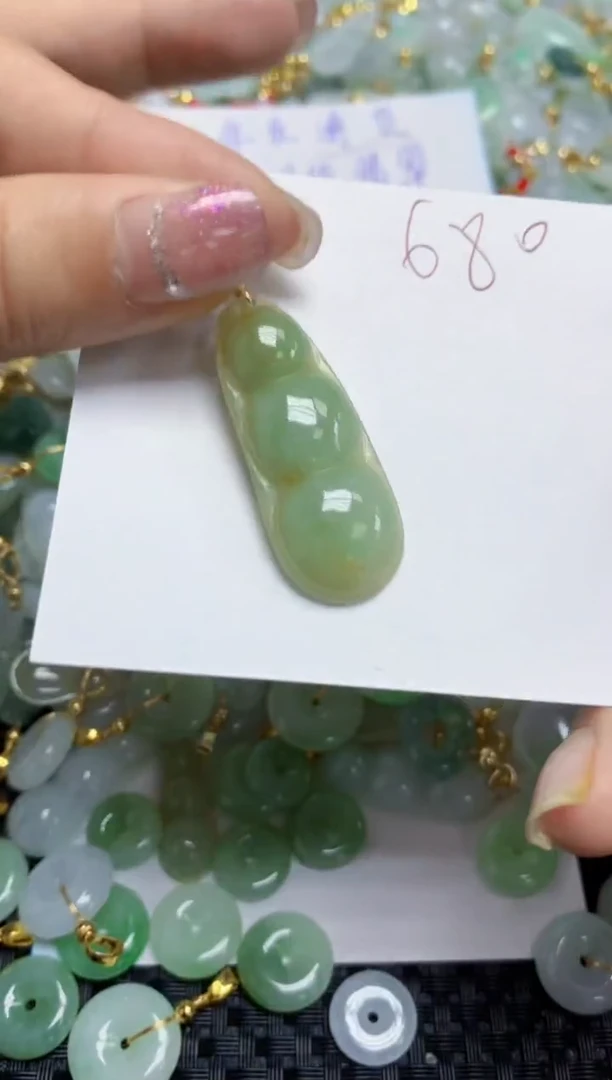 【闪购商品】翡翠颈饰合金天然A货翡翠