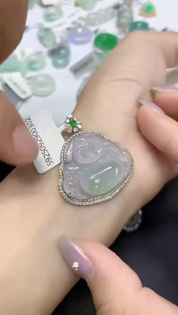 颈饰18K金镶嵌翡翠天然缅甸翡翠A货百元以上9元证书费自理