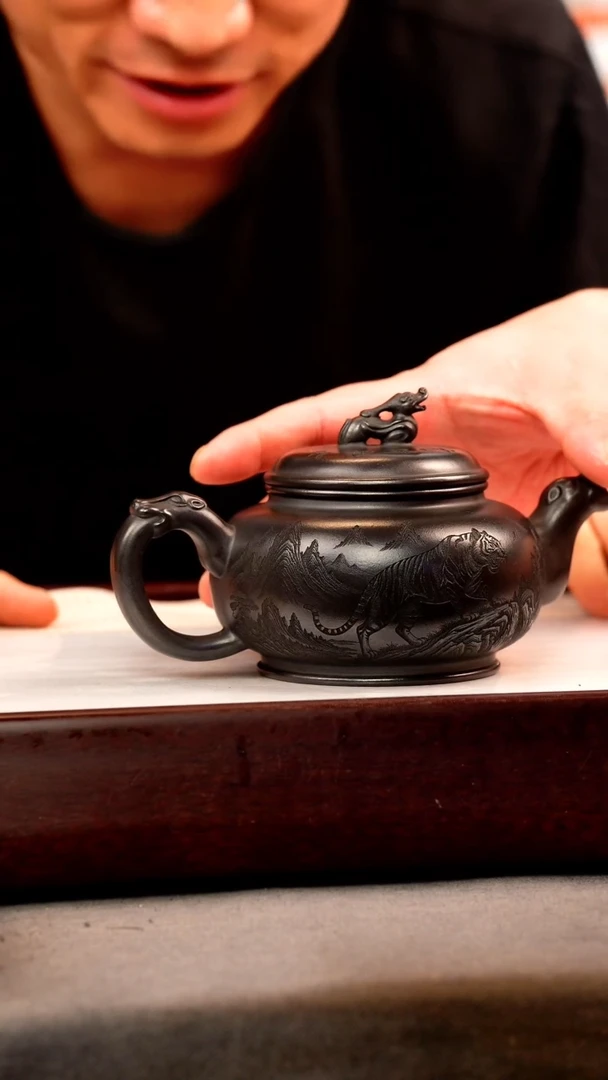 茶壶紫砂石黄 独占鳌头 龙吟虎啸