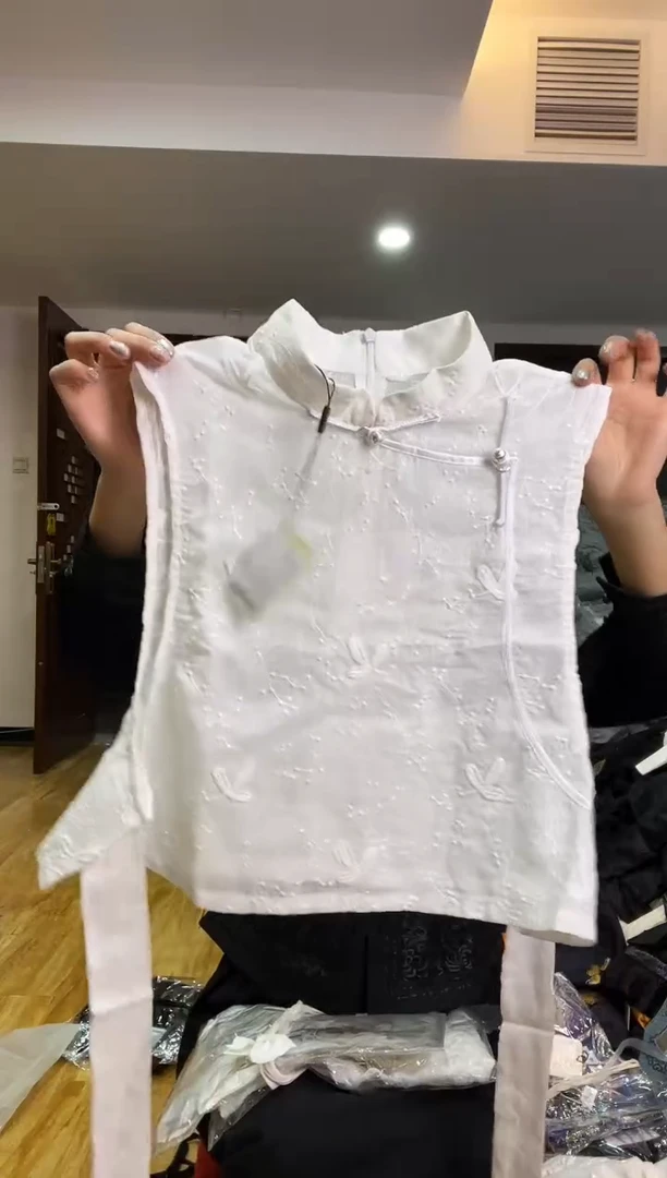 背心    M    105斤以里