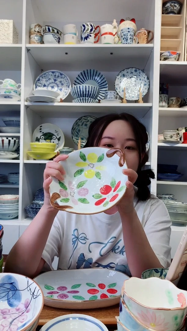 陶瓷三色花双耳盘