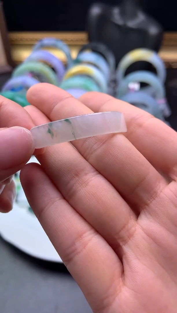 未镶嵌挂件翡翠手牌