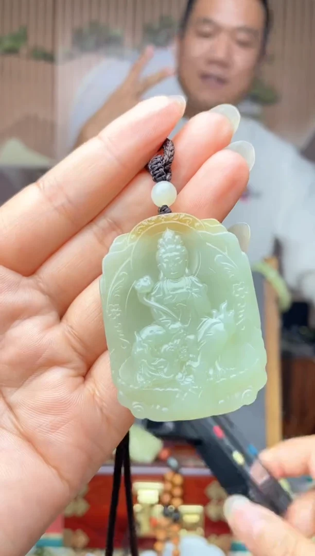 颈饰未镶嵌和田玉拍一发一