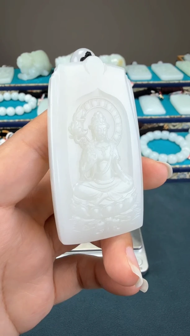 颈饰未镶嵌和田玉1