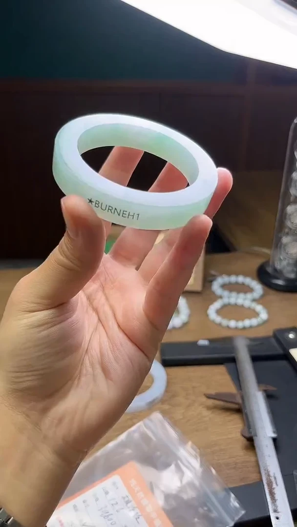 未镶嵌手镯定制翡翠用****9定制