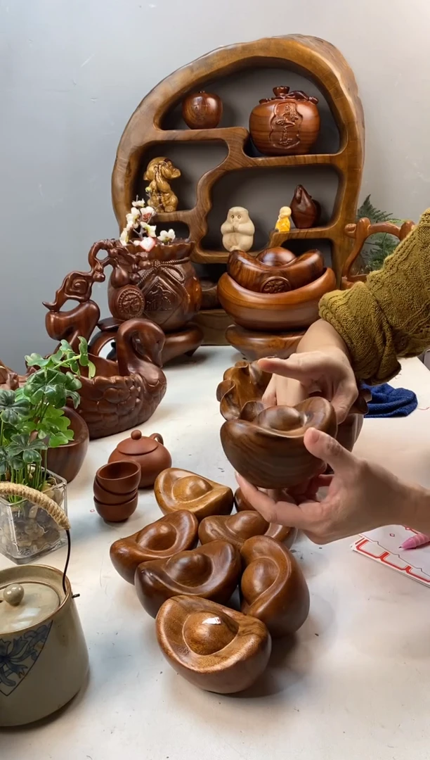 香樟木A17小元宝摆件/尺寸