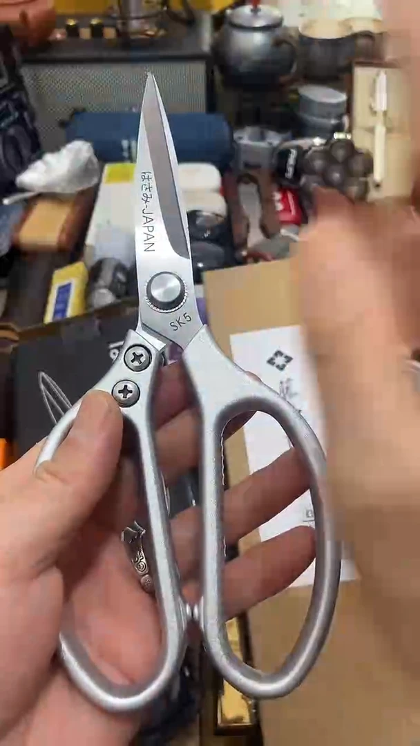 瓷片闪购商品 如图所示