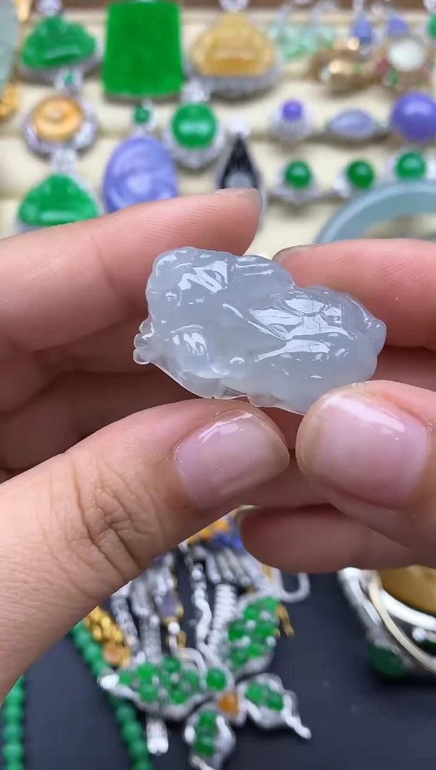 翡翠未镶嵌颈饰515-春日珠宝