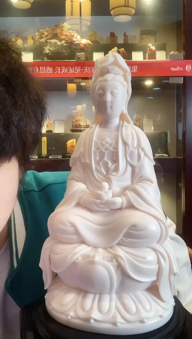 摆件德化白瓷  坐古莲观音 高29 cm 陈进宝老师