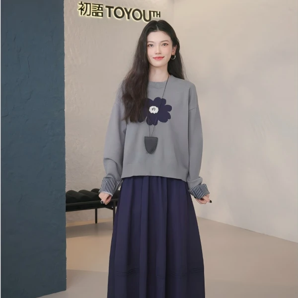 【新东方专属】初语百搭宽松毛衣绿绒蒿格子拼接设计针织衫8533087