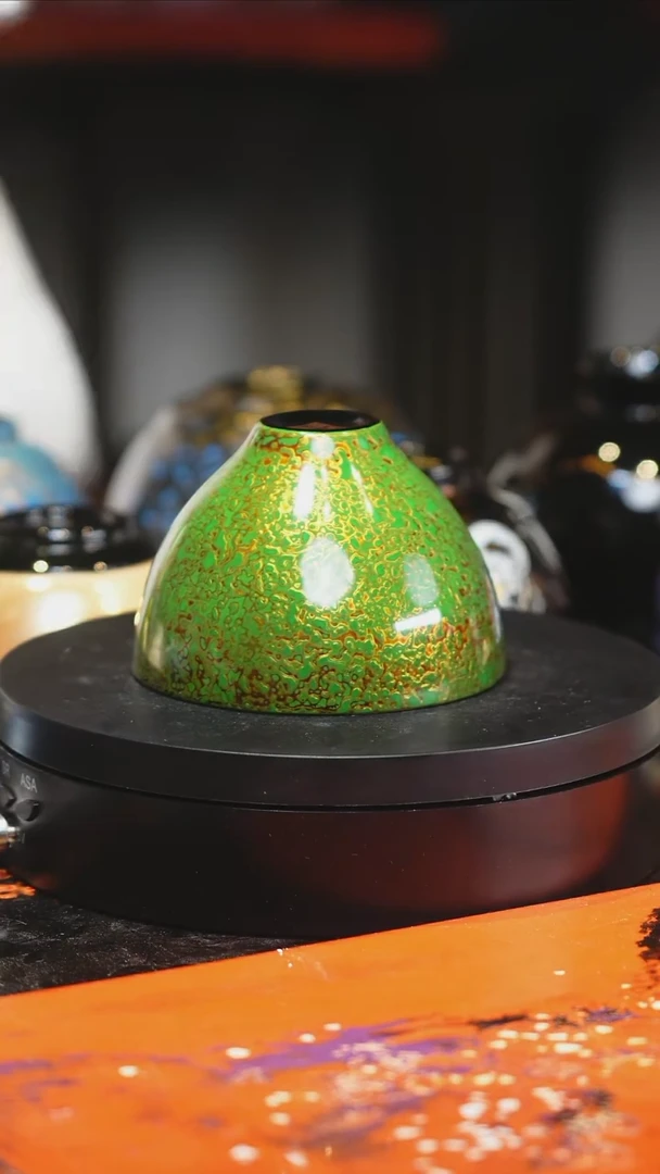 绿金色鸡心杯大漆工艺