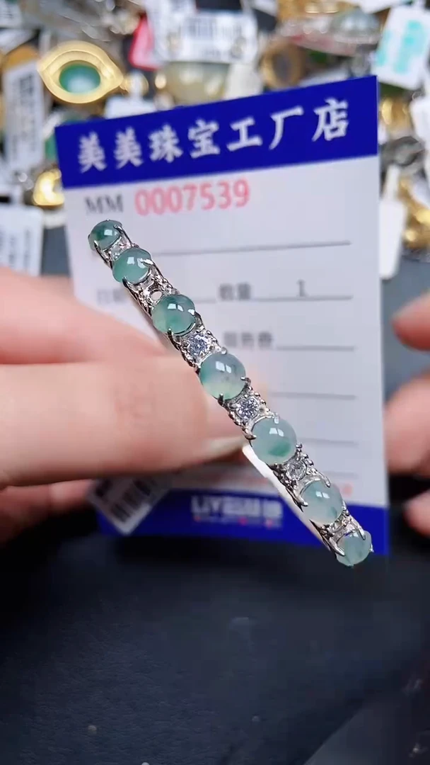 颈饰银S925镶嵌翡翠7539