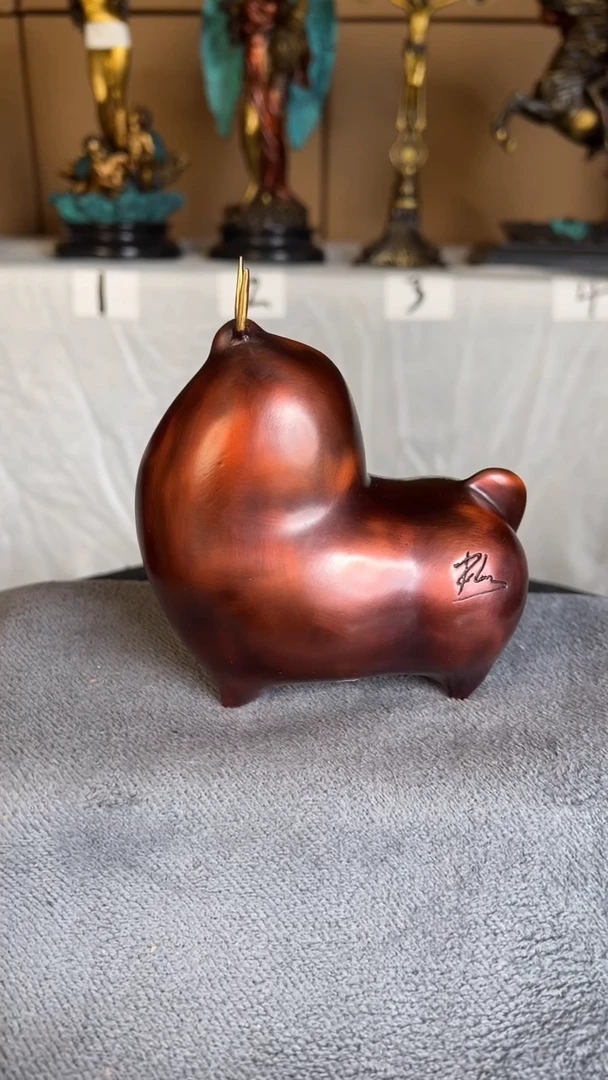 精铜材质精美雕塑