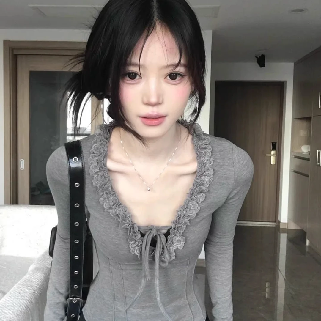 蕾丝花边长袖t恤女春秋冬内搭德绒打底衫修身性感纯欲甜辣妹上衣