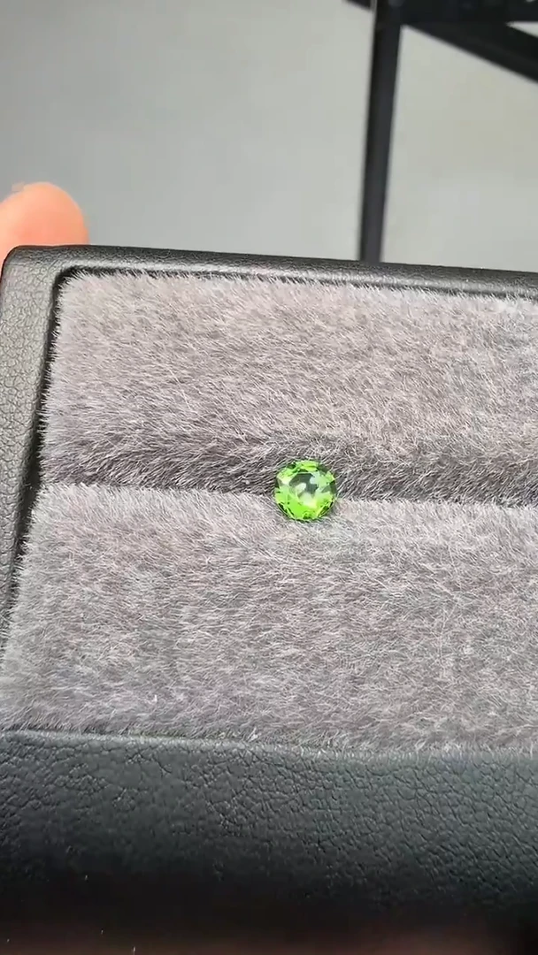 【闪购商品】碧玺铬碧玺未镶嵌0.4ct-A021-1p