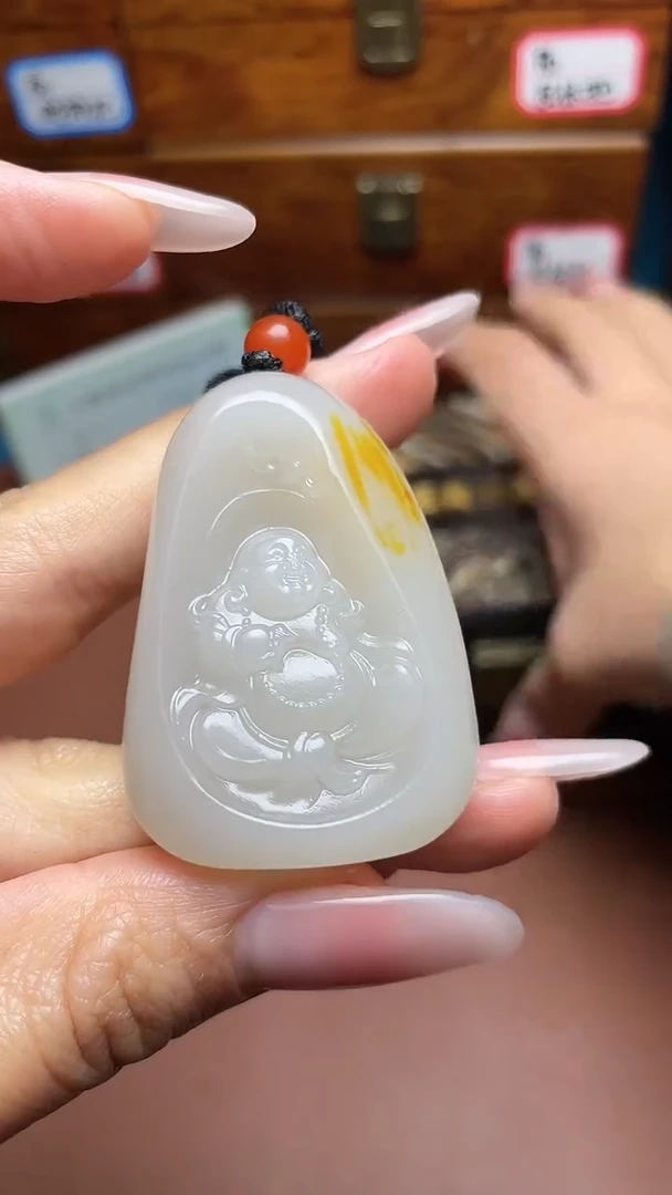 未镶嵌和田玉挂件和田玉