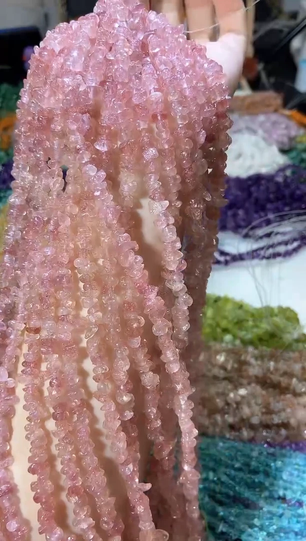 水晶珠宝半成品未镶嵌白水体草莓晶
