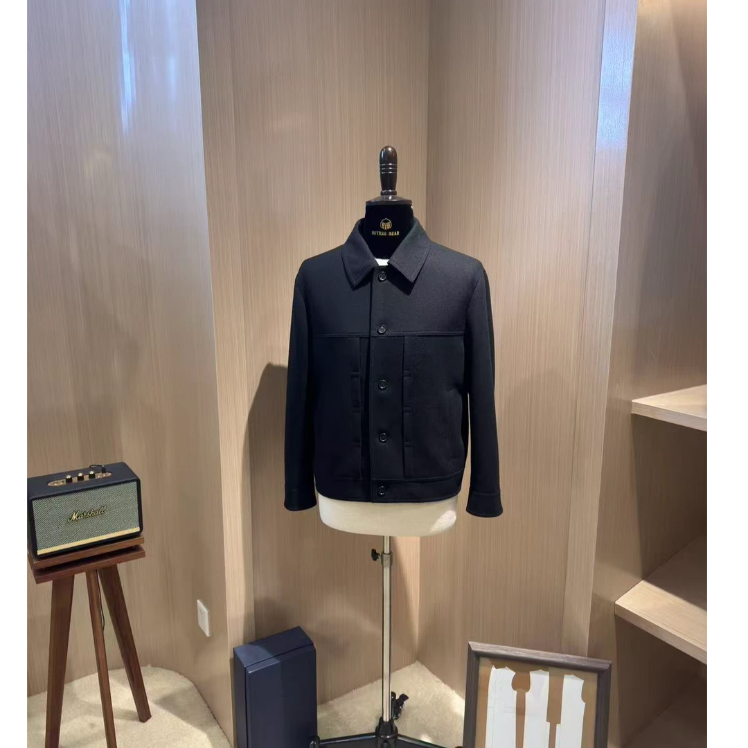 BETREEBEAR美利奴澳毛桑蚕丝混纺黑色短款翻领微阔时尚羊毛夹克