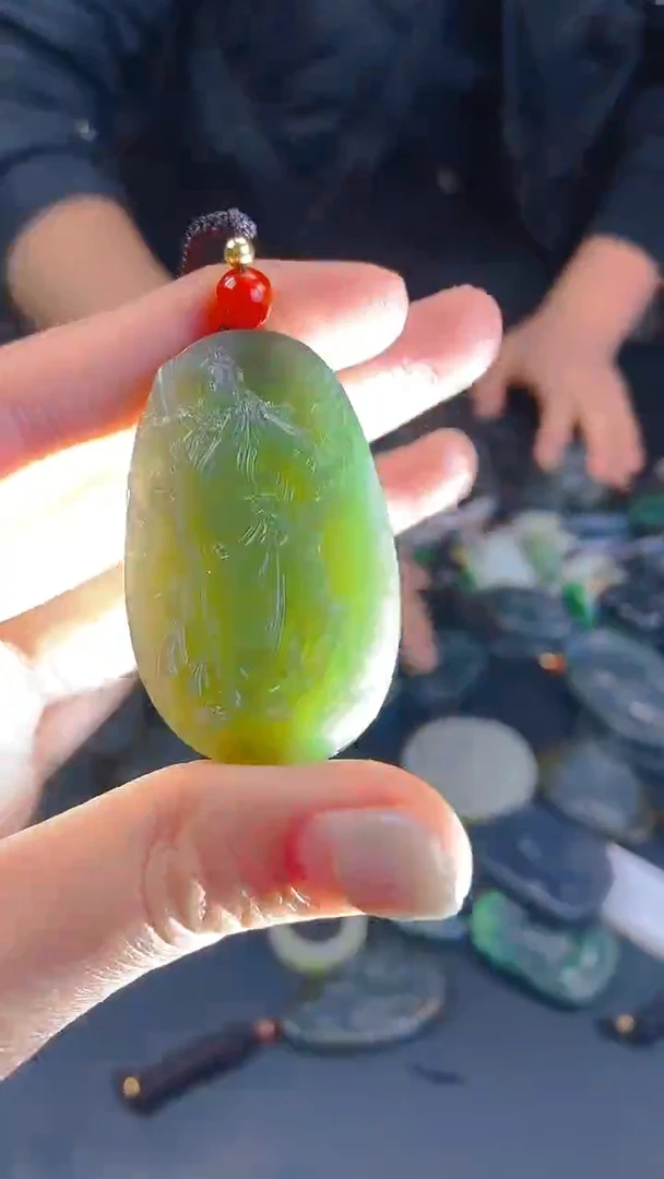 颈饰未镶嵌和田玉1