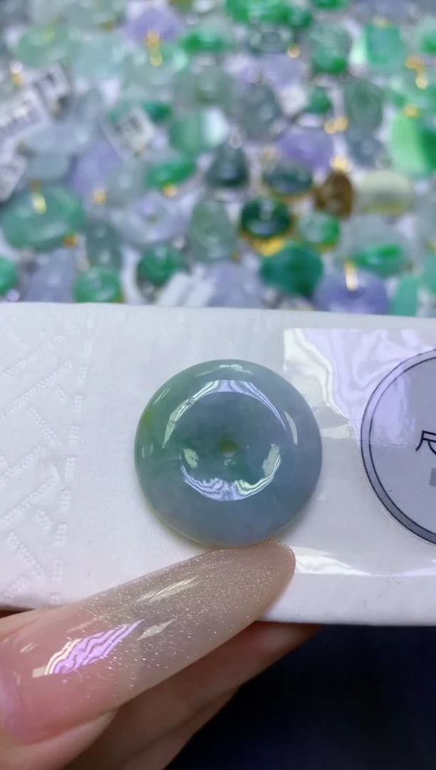 颈饰未镶嵌翡翠天然缅甸翡翠A货百元以上9元证书费自理