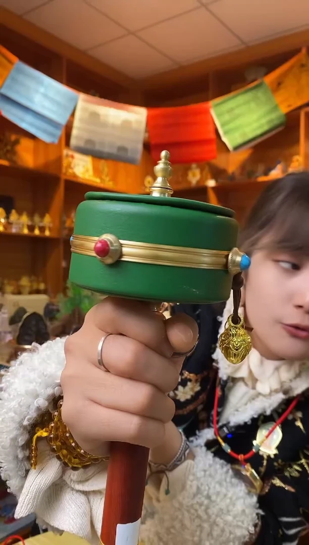 【闪购商品】泥塑绿妈妈手摇转筒-