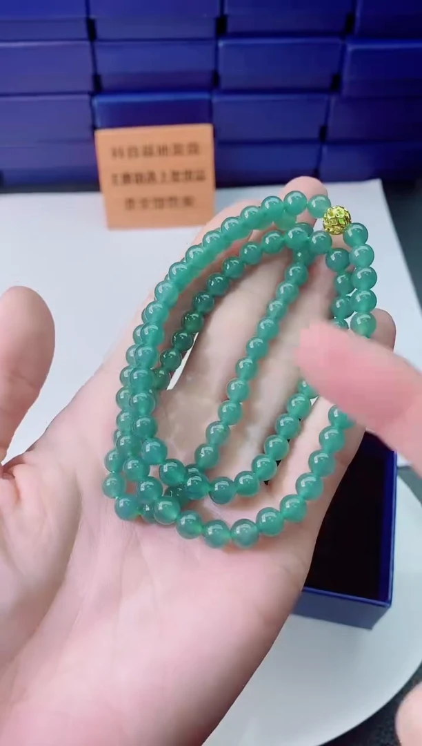 翡翠未镶嵌颈饰1111111111