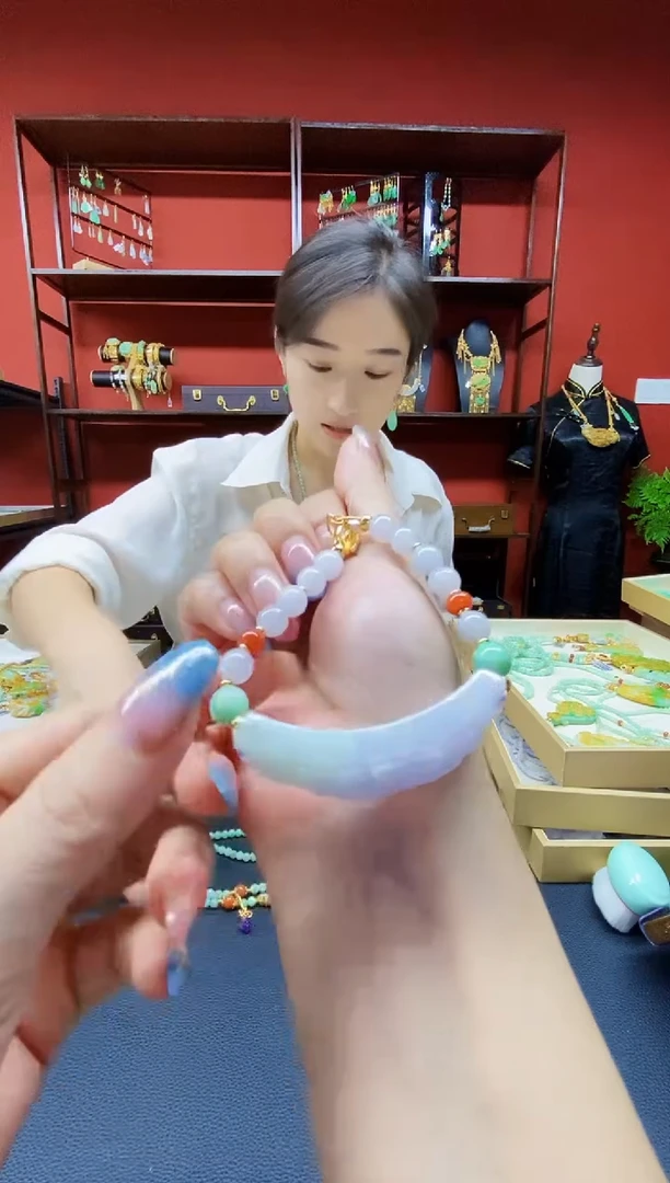 颈饰未镶嵌翡翠翡翠吊坠