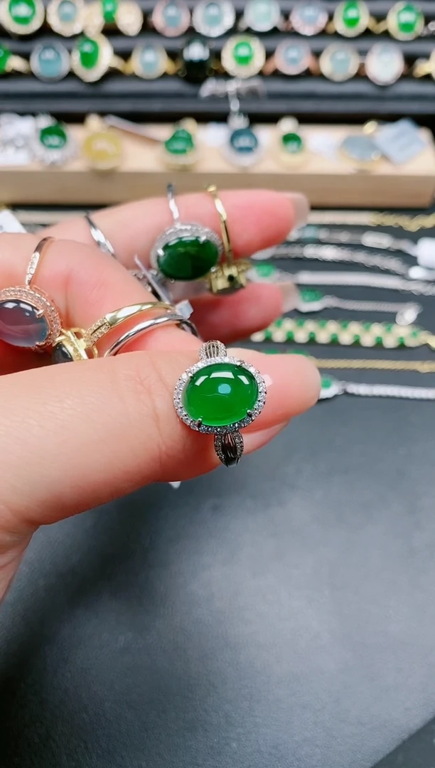 翡翠戒指银S925镶嵌111111