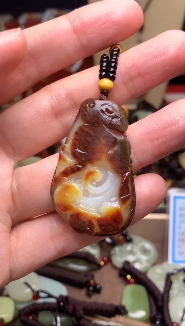 颈饰未镶嵌和田玉新疆料青海料清水和田玉吊坠