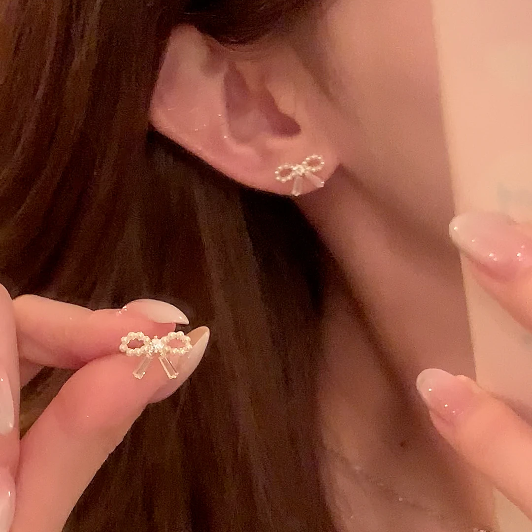 芒果饰品 铜合金锆石耳饰 韩系闪锆蝴蝶结耳环女气质小巧耳针耳饰