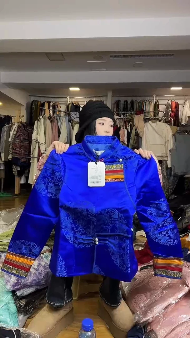 外套    2XL码     125斤（下播福利）