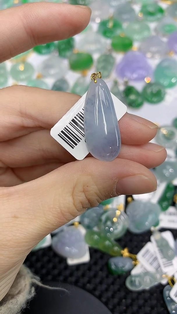 颈饰18K金镶嵌翡翠a货支持复检百元以上9元证书费自理