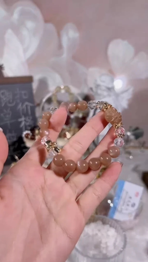 【闪购商品】水晶手链未镶嵌天然水晶默认微瑕 多样性发货发其一