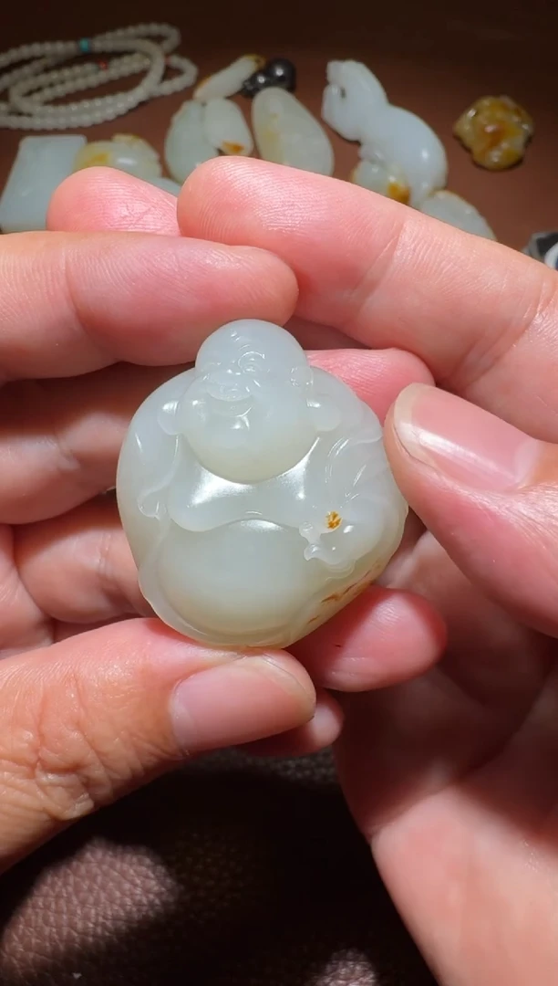 未镶嵌和田玉挂件我***子和田玉