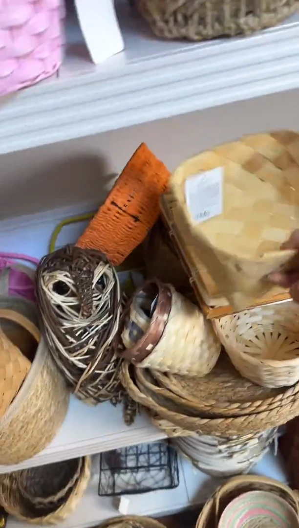 x**s微瑕捡漏水杉木浅色小筐