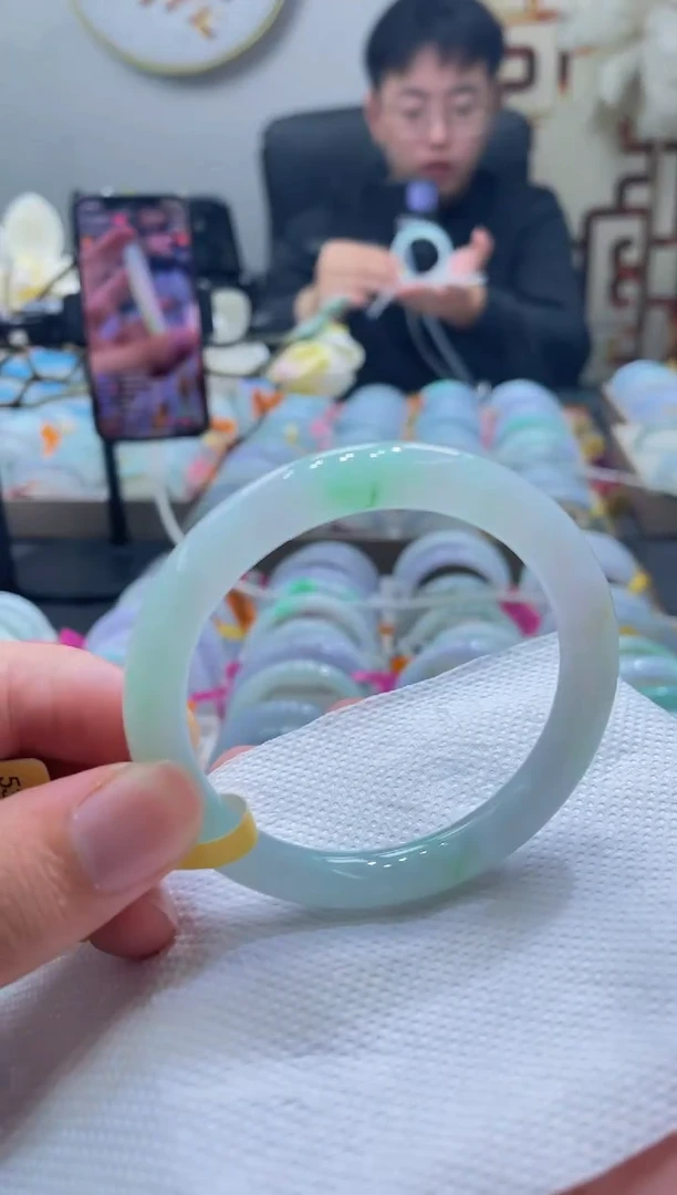 未镶嵌手镯翡翠111-53