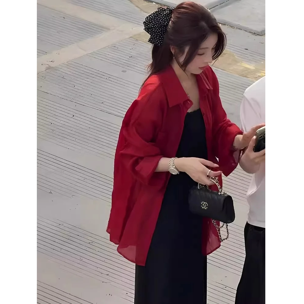 芯娇晴多巴胺红色薄款长袖防晒衬衫女2025年夏季新款洋气衬衣上衣