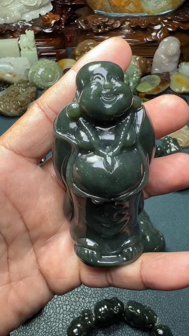 未镶嵌和田玉把件-