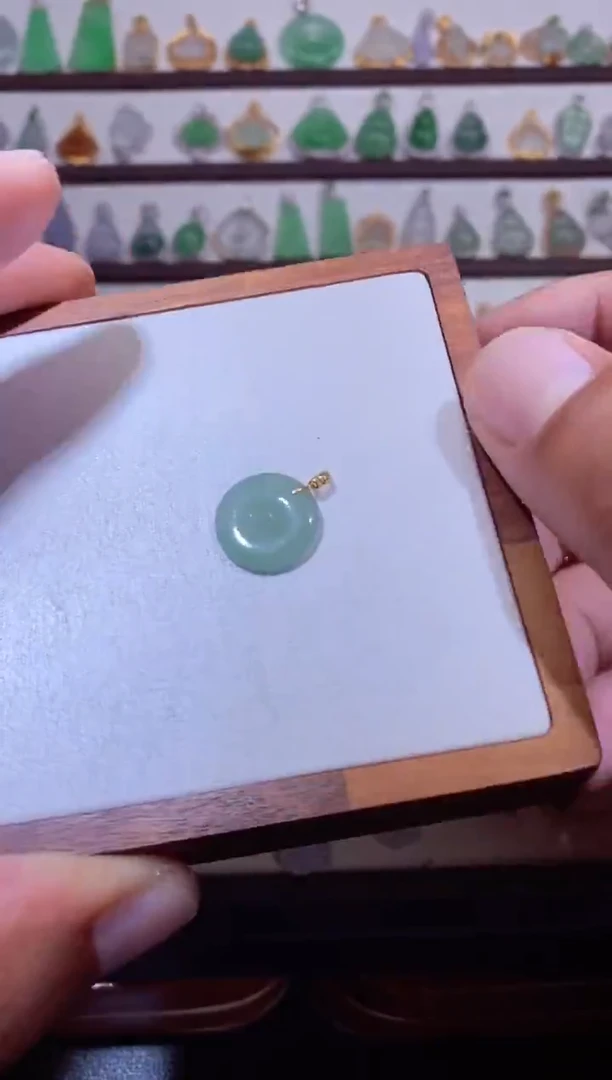 吊坠(不含链)18K金镶嵌翡翠11111