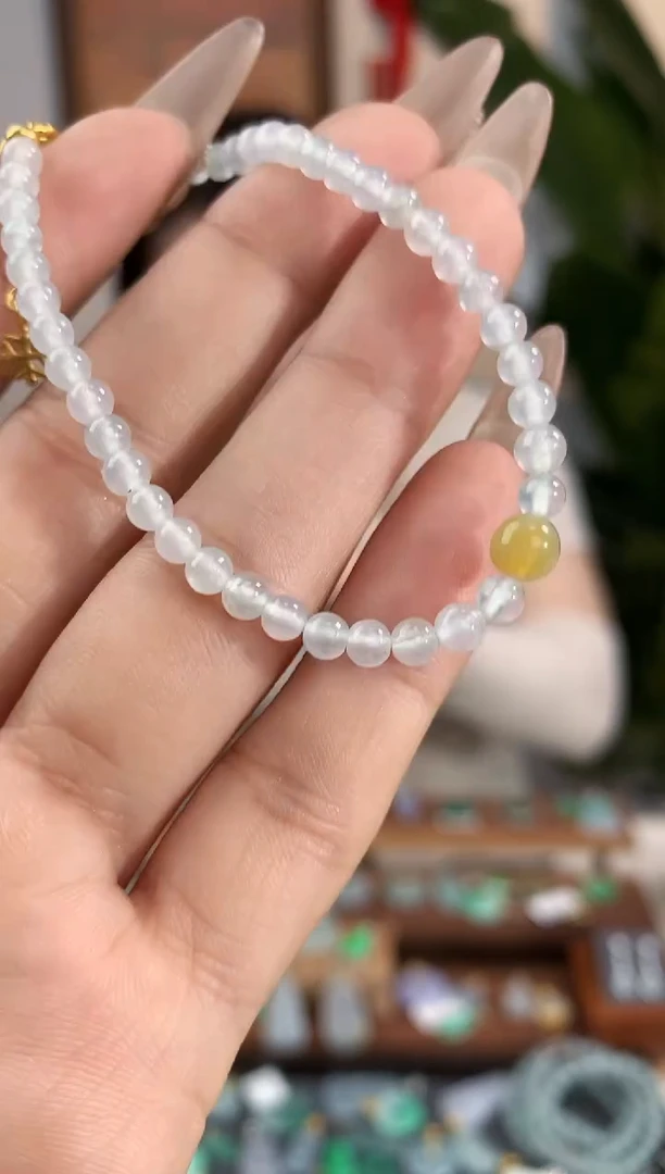 【闪购商品】翡翠手串未镶嵌小米珠