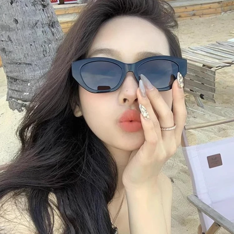 新款猫眼墨镜女韩版潮甜酷辣妹网红街拍防紫外线多边形太阳眼镜