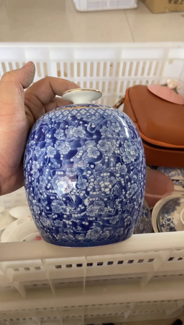 无运费险有瑕疵的摄影的产品有使用过的痕迹有点脏介意勿拍